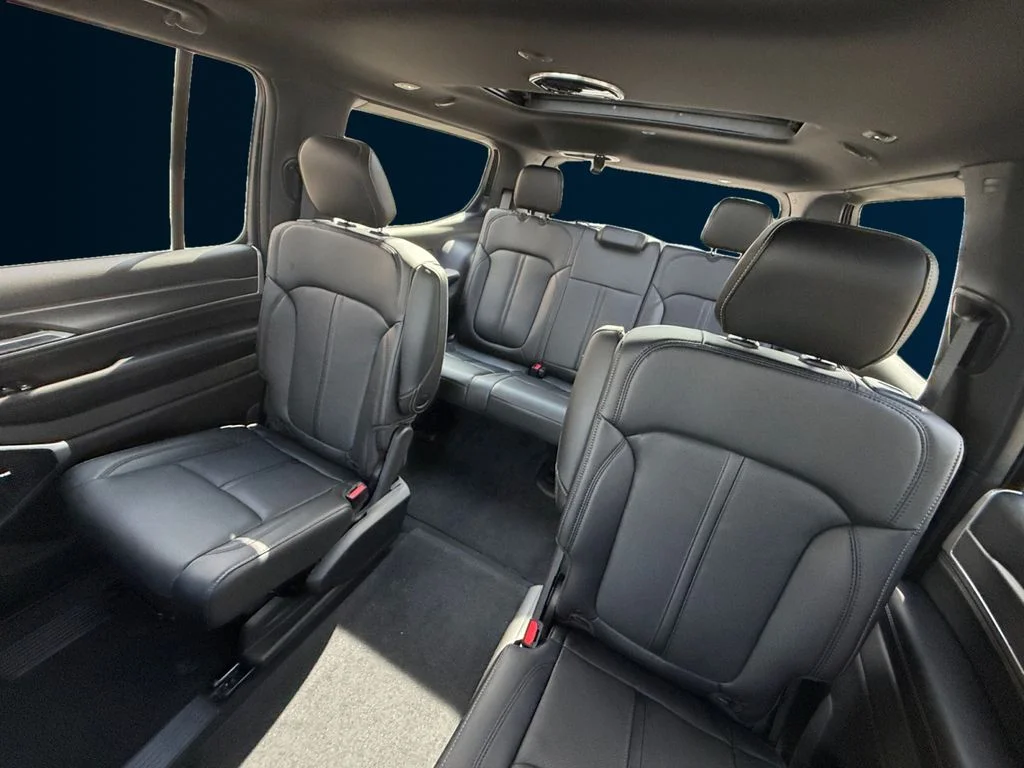 New 2026 Black Jeep  image 16