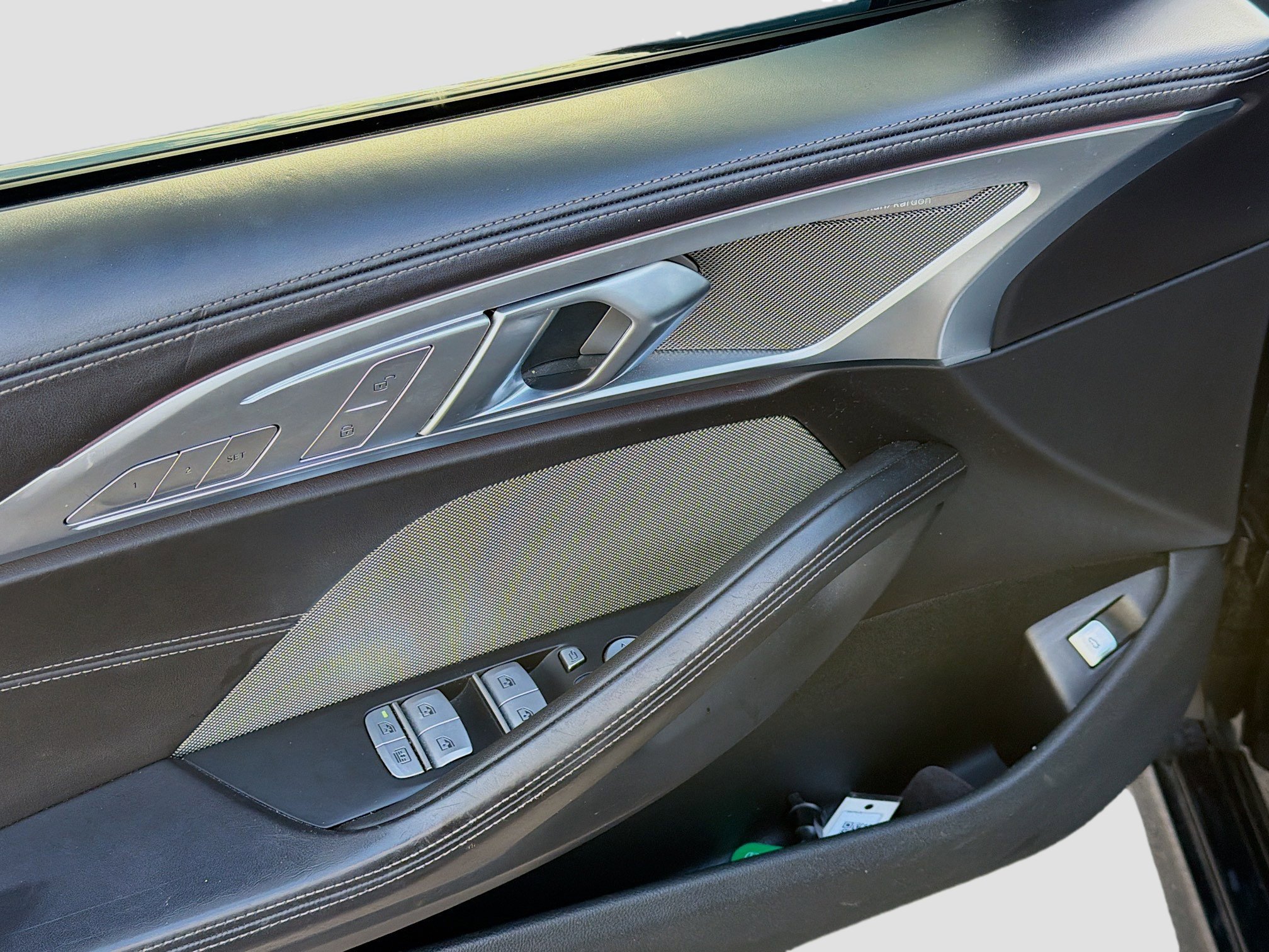 Used 2022 Black Sapphire Metallic BMW M850i image 23