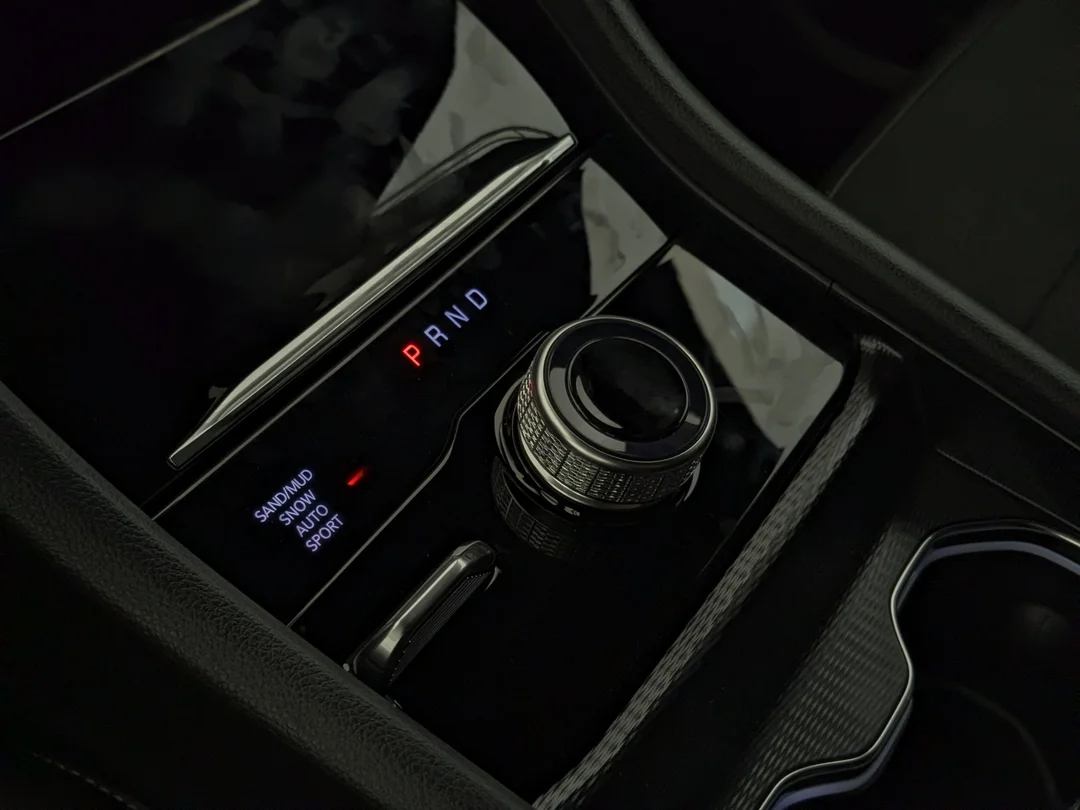 New 2026 Black Jeep Altitude - - 4x4 - 2.0L Turbo - Altitude Pkg - Power Sunroof & More! image 19