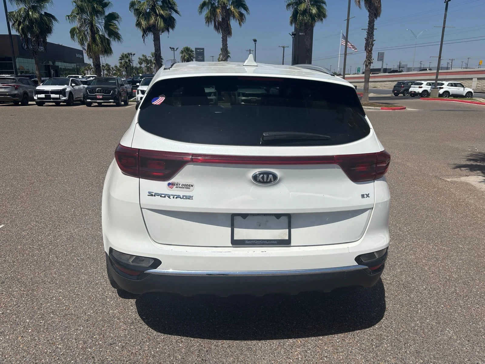 Used 2021 White Kia EX image 5