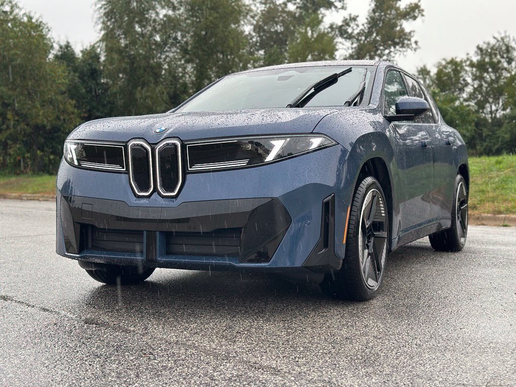 New 2027 Ocean Wave Blue Metallic BMW 50 xDrive image 3