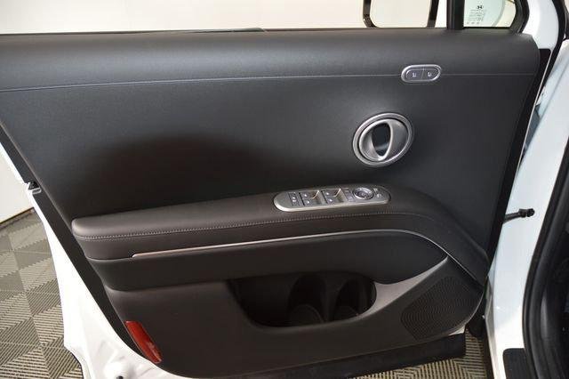 New 2026 White Hyundai Blue SEL Premium 7P image 73