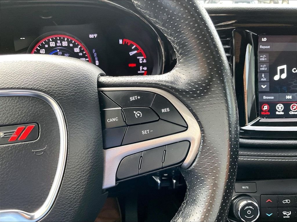 Used 2022 Gray Dodge SXT image 25