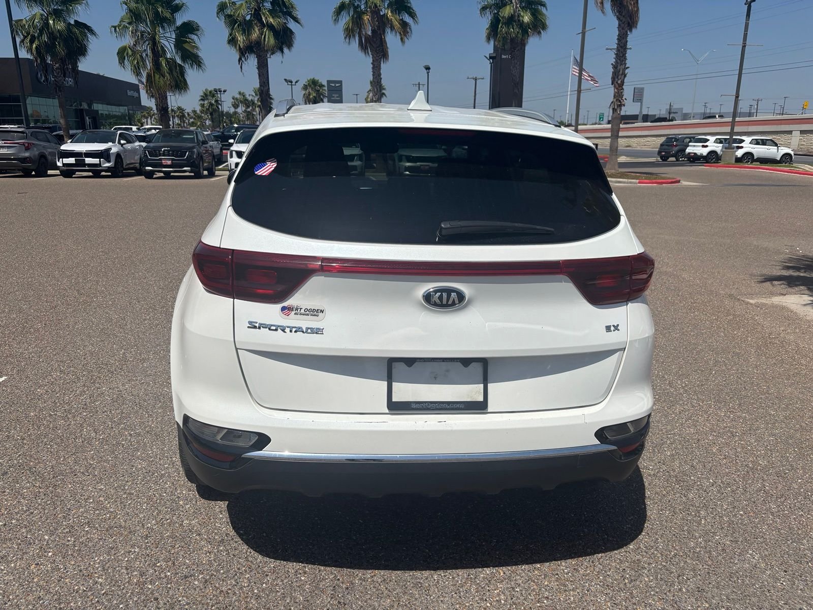 Used 2021 White Kia EX image 5