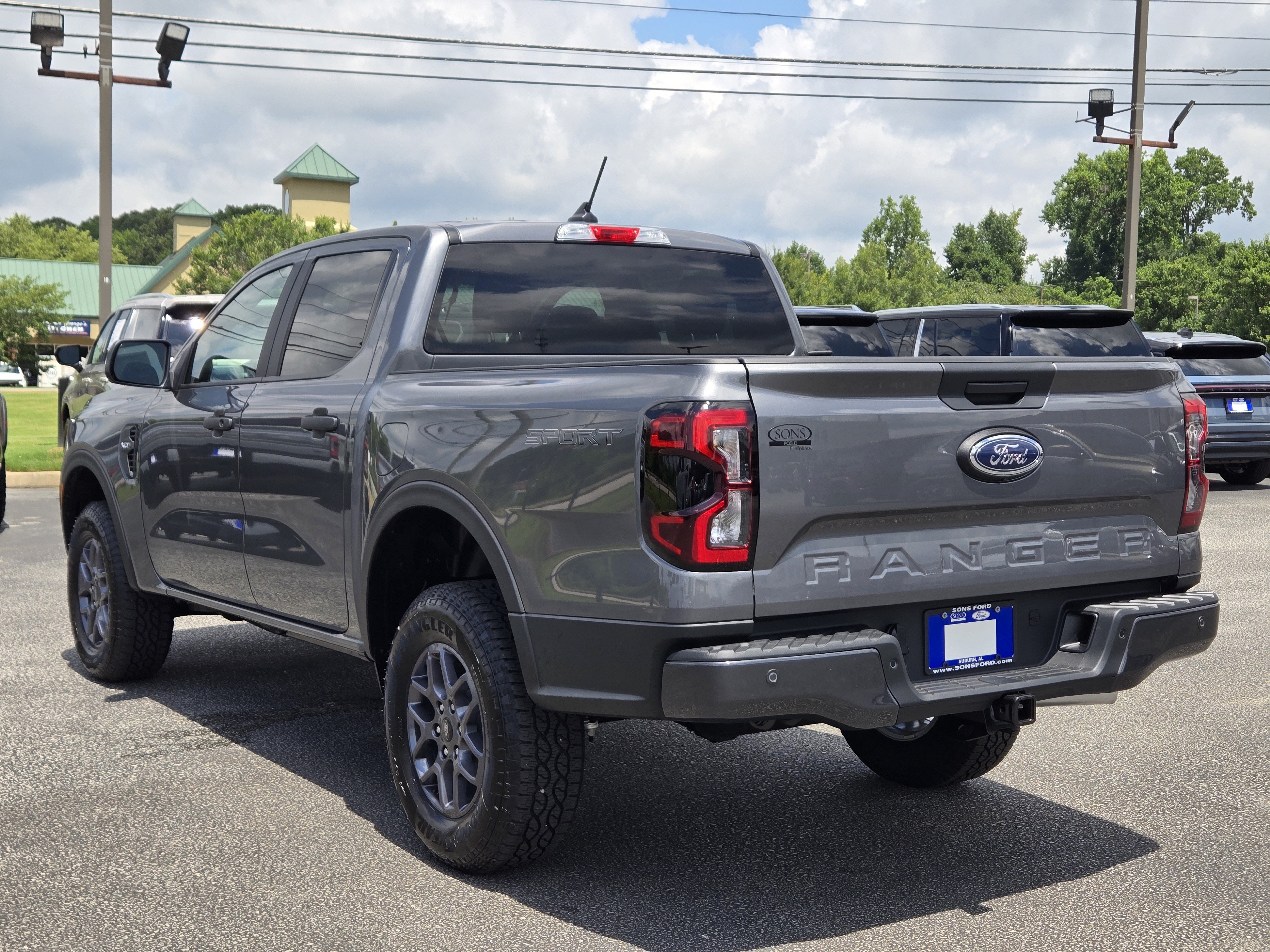 New 2026 Carbonized Gray Metallic FORD XLT image 12