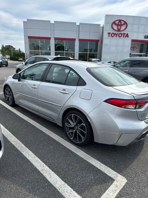 Used 2021 Silver Toyota SE image 2