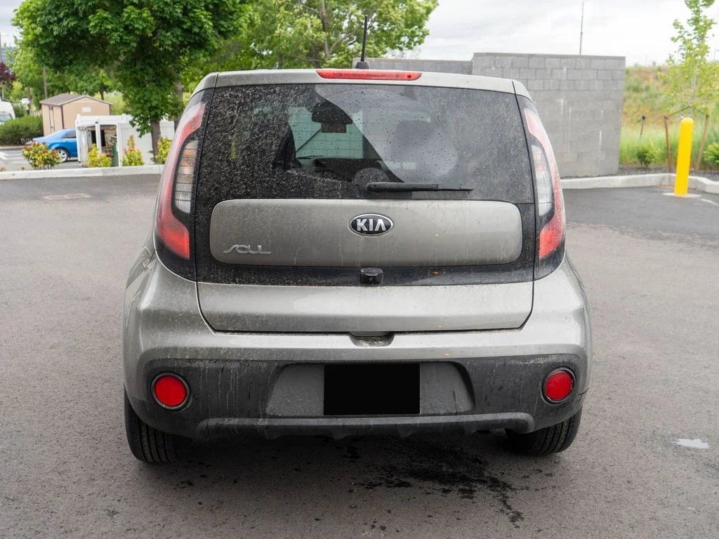 Used 2019 Gray Kia Base image 6