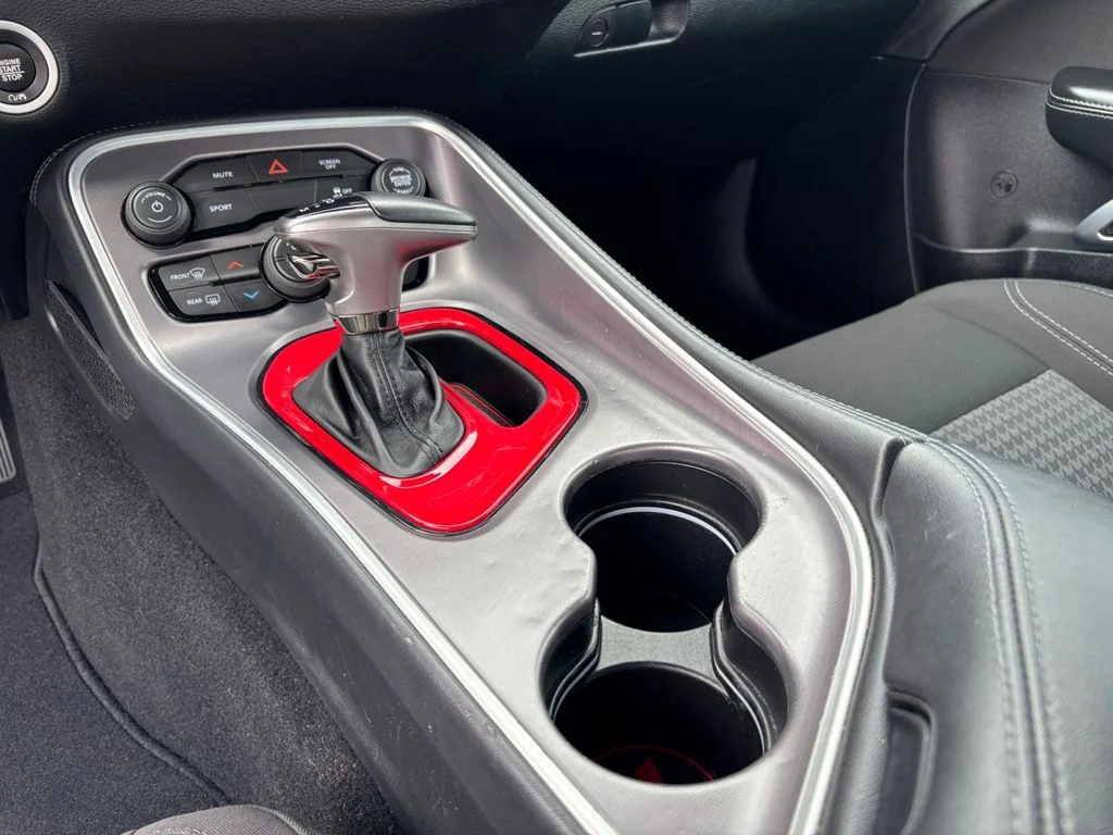 Used 2020 Red Dodge SXT image 30