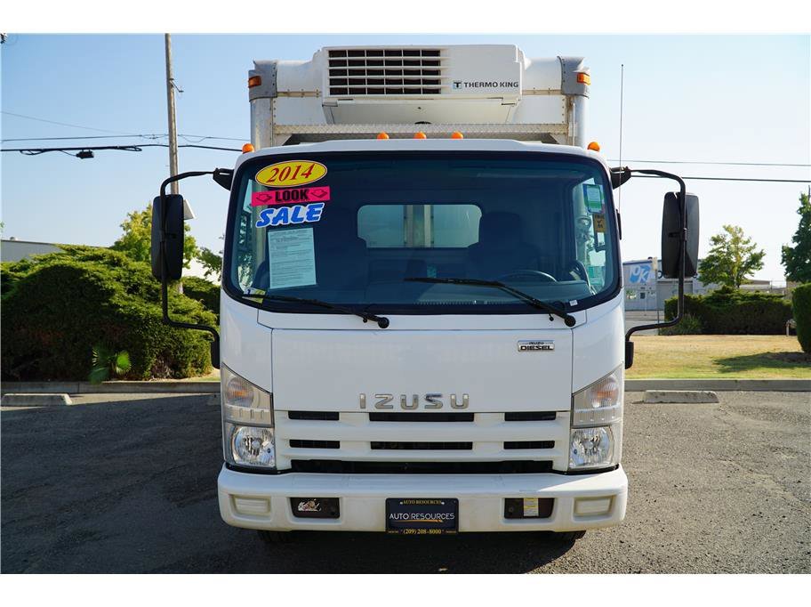 2014 Isuzu NQR/NRR photo 2