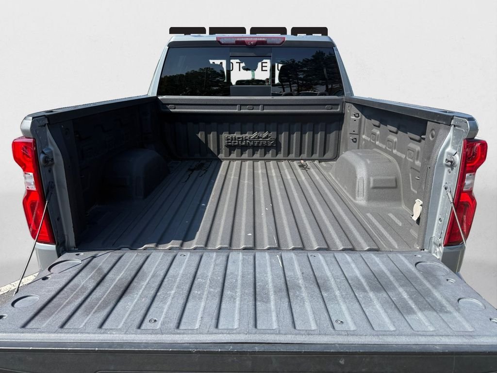 Used 2023 Gray Chevrolet High Country image 31