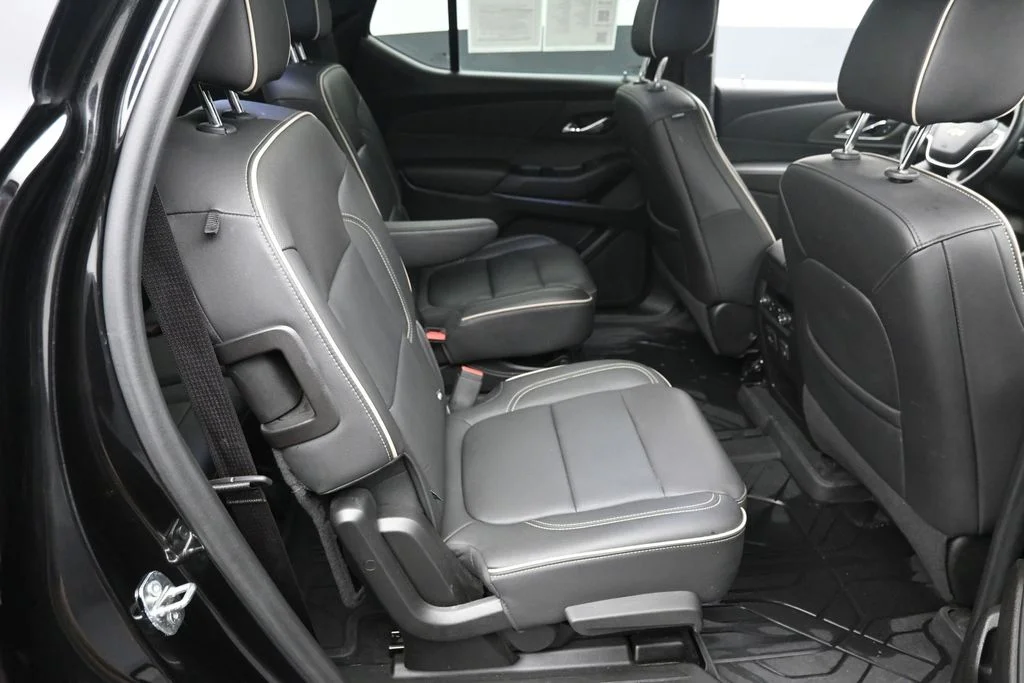 Used 2023 Black Chevrolet Premier image 10