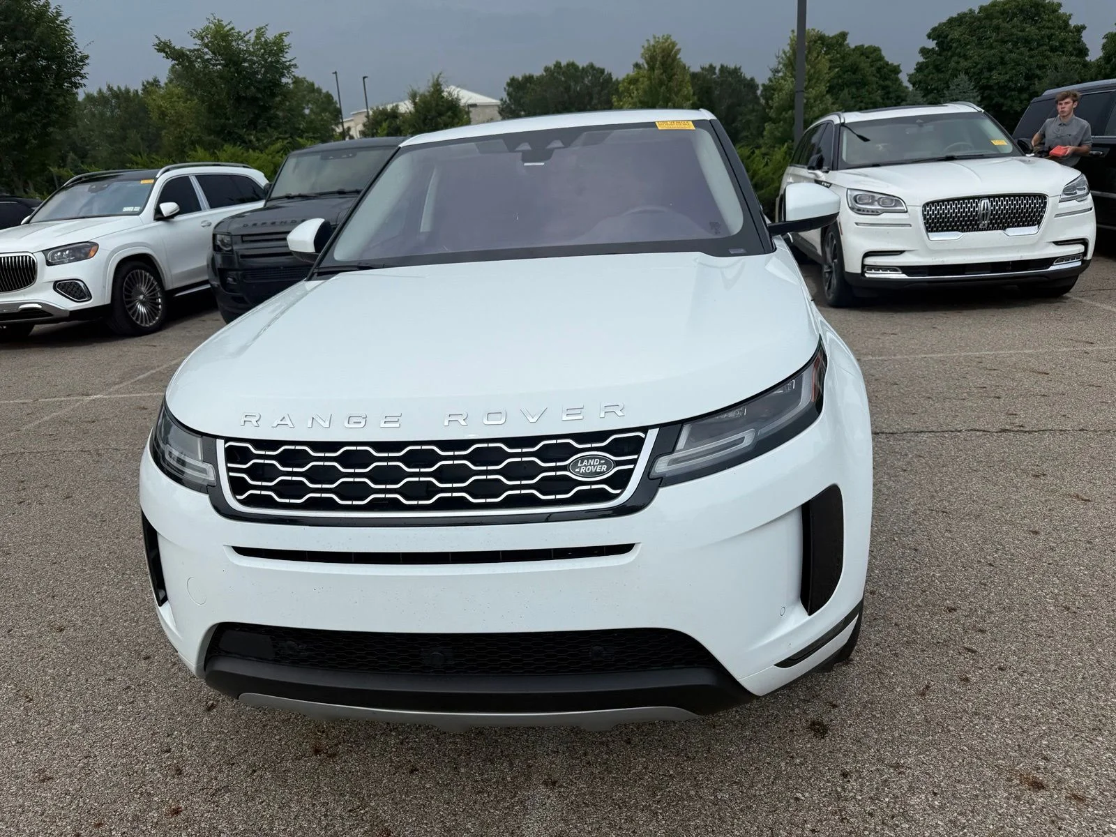 Used 2020 White Land Rover  image 2