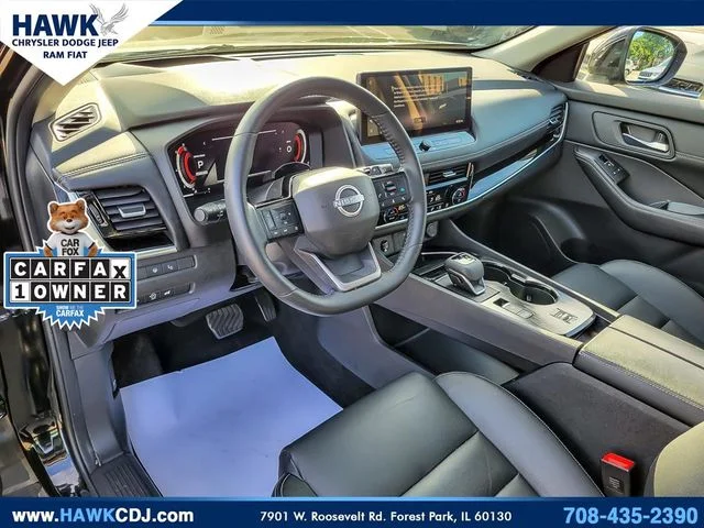 Used 2025 Black Nissan SL image 9