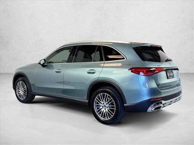 New 2026 Verde Silver Metallic Mercedes-Benz GLC 300 image 37