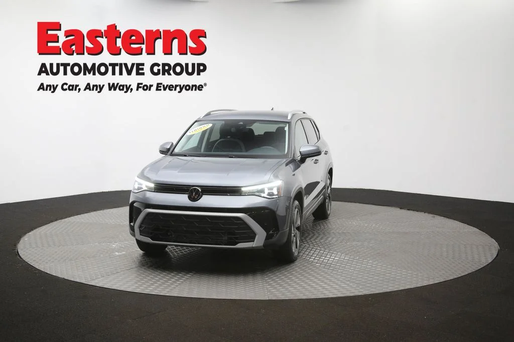 Used 2025 Gray Volkswagen 1.5T SE image 52