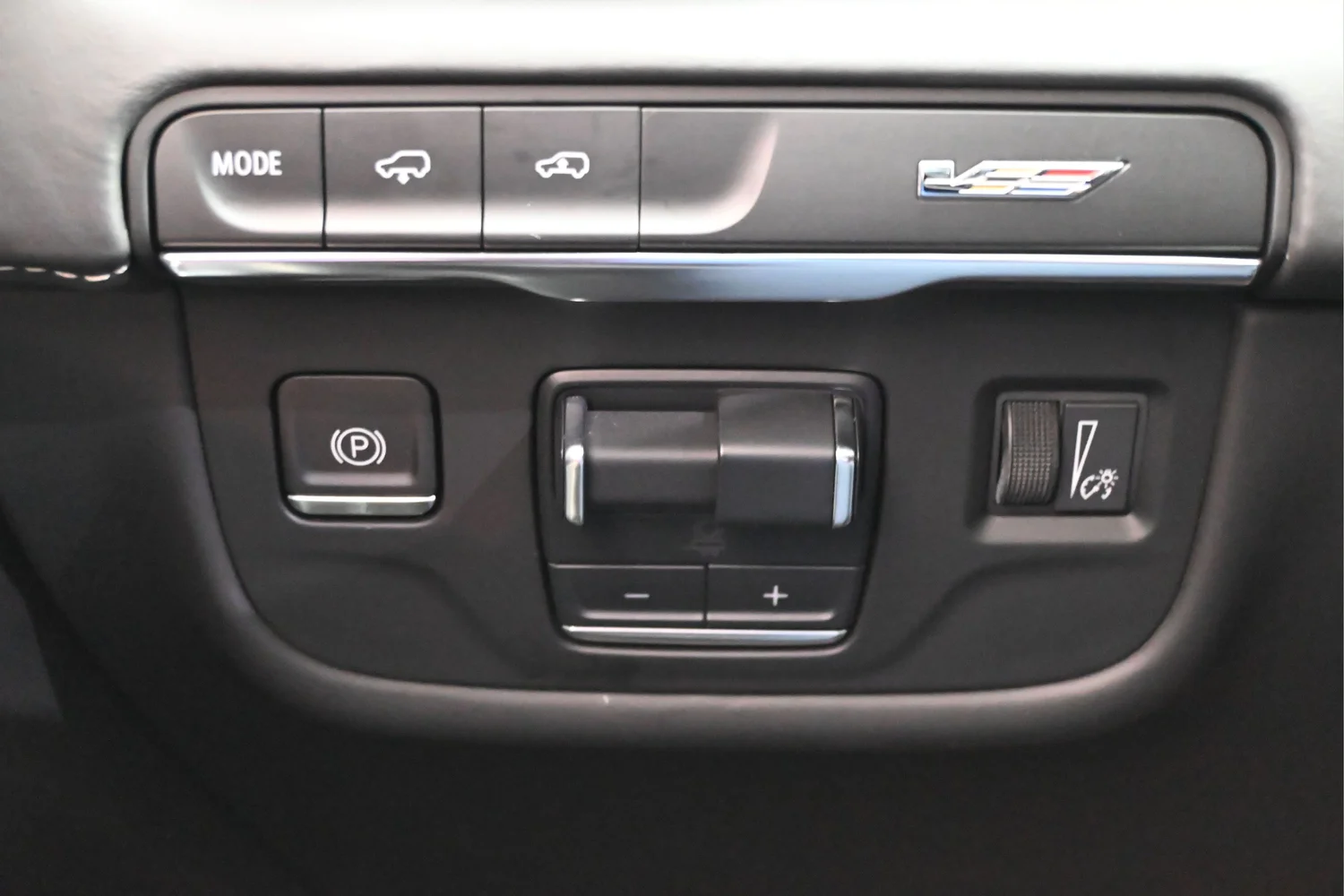 Used 2024 Black Cadillac V-Series image 30