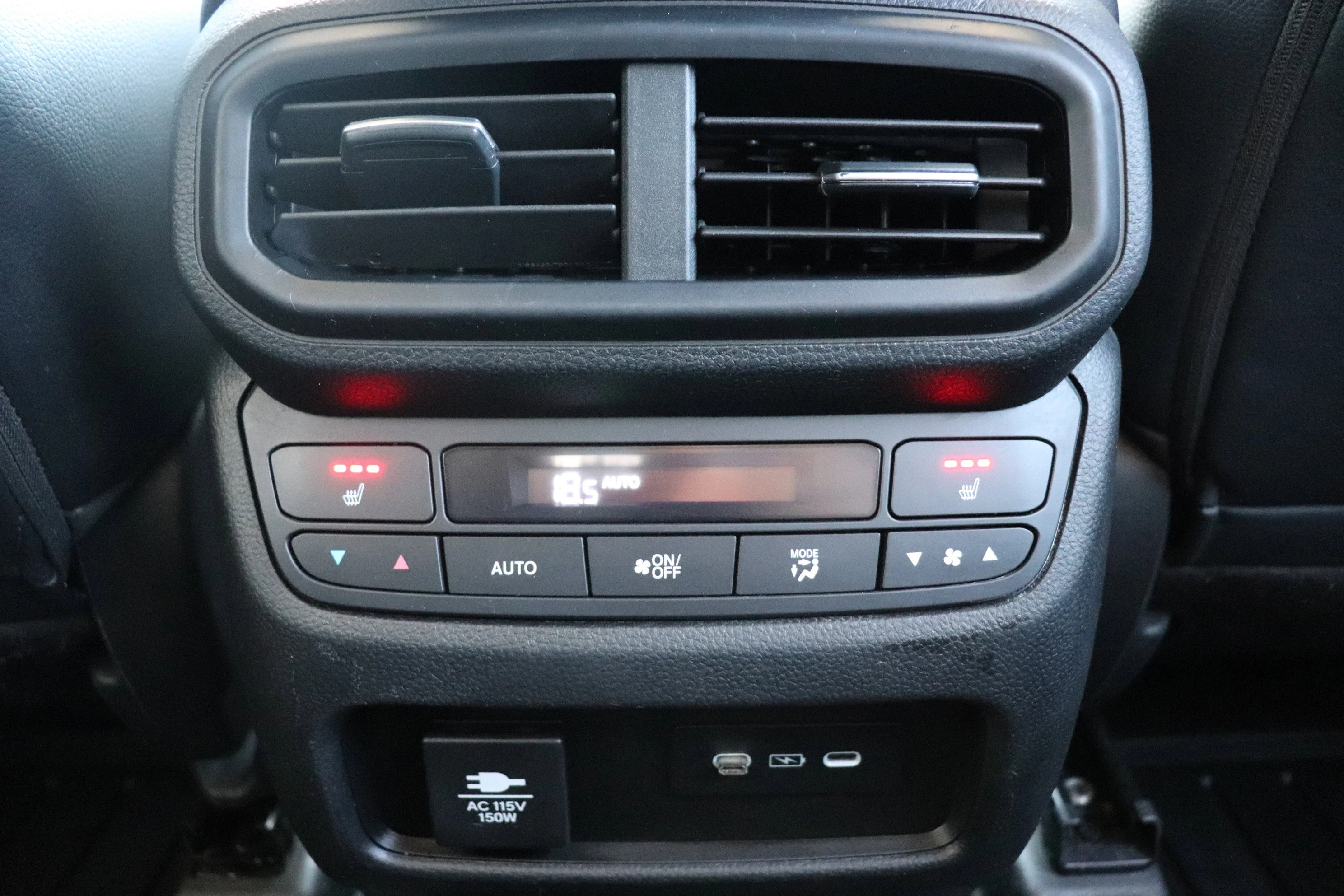 Used 2024 White Honda Touring image 19