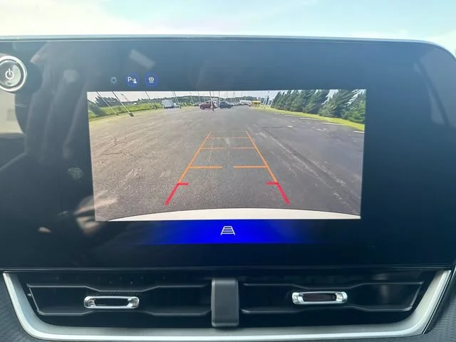 2027 Chevrolet Equinox LT - Photo 23