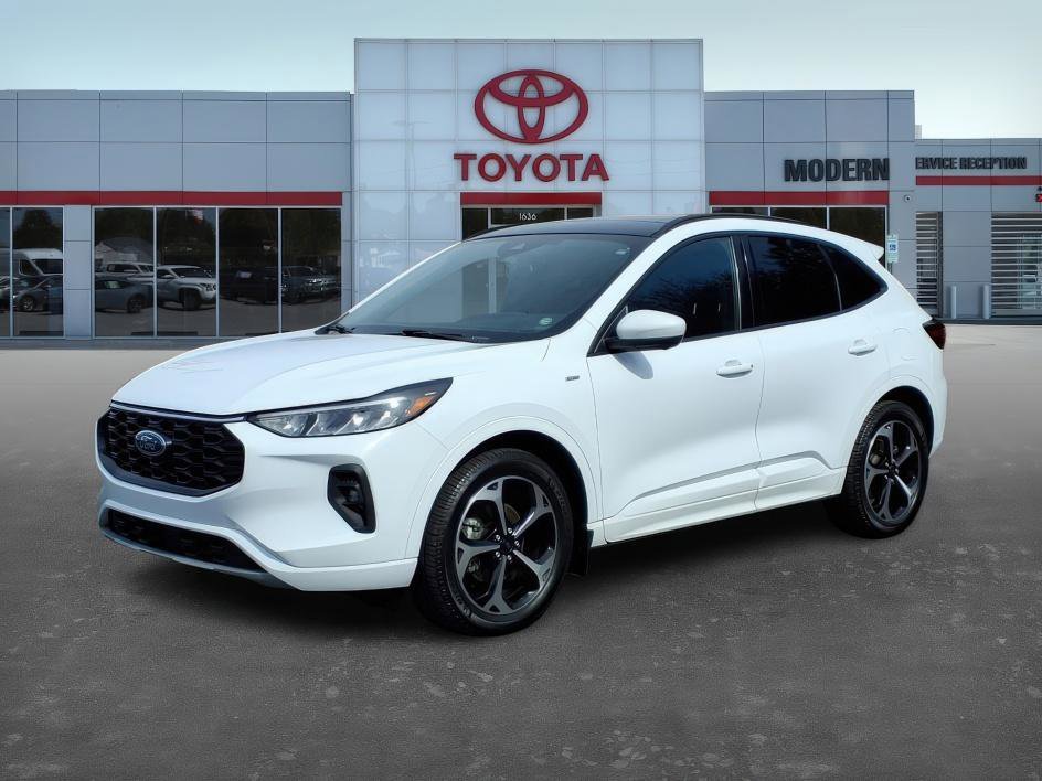 2023 Ford Escape ST-Line Select