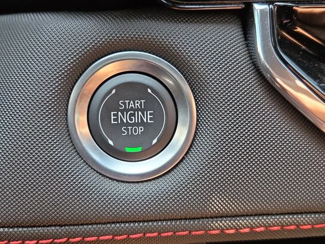 Used 2025 Black Chevrolet Z71 image 26