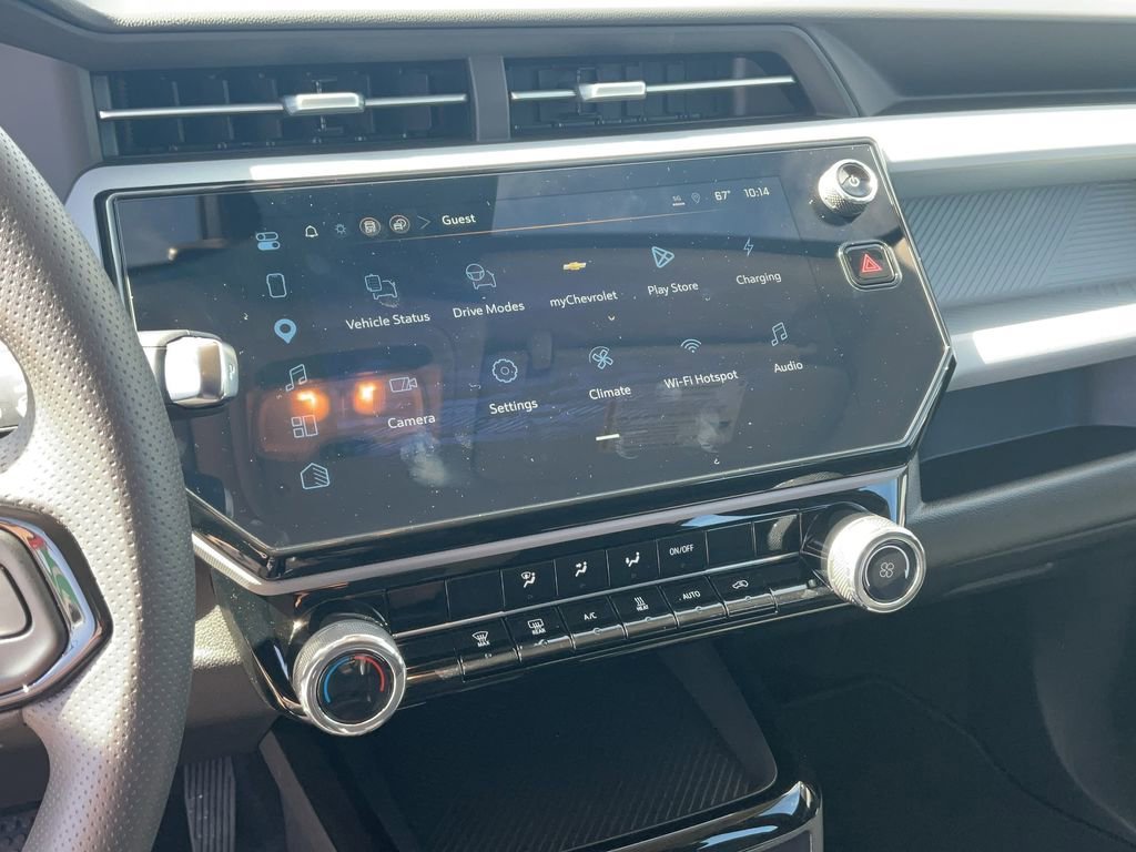 2027 Chevrolet Bolt LT - Photo 22