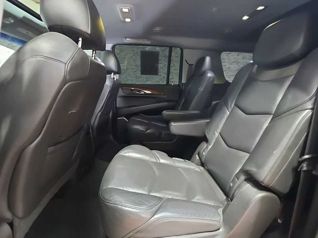 Used 2020 Black Raven Cadillac Luxury image 13
