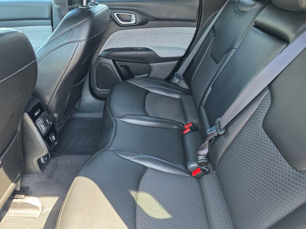 Certified Used 2024 Gray Jeep Latitude image 15