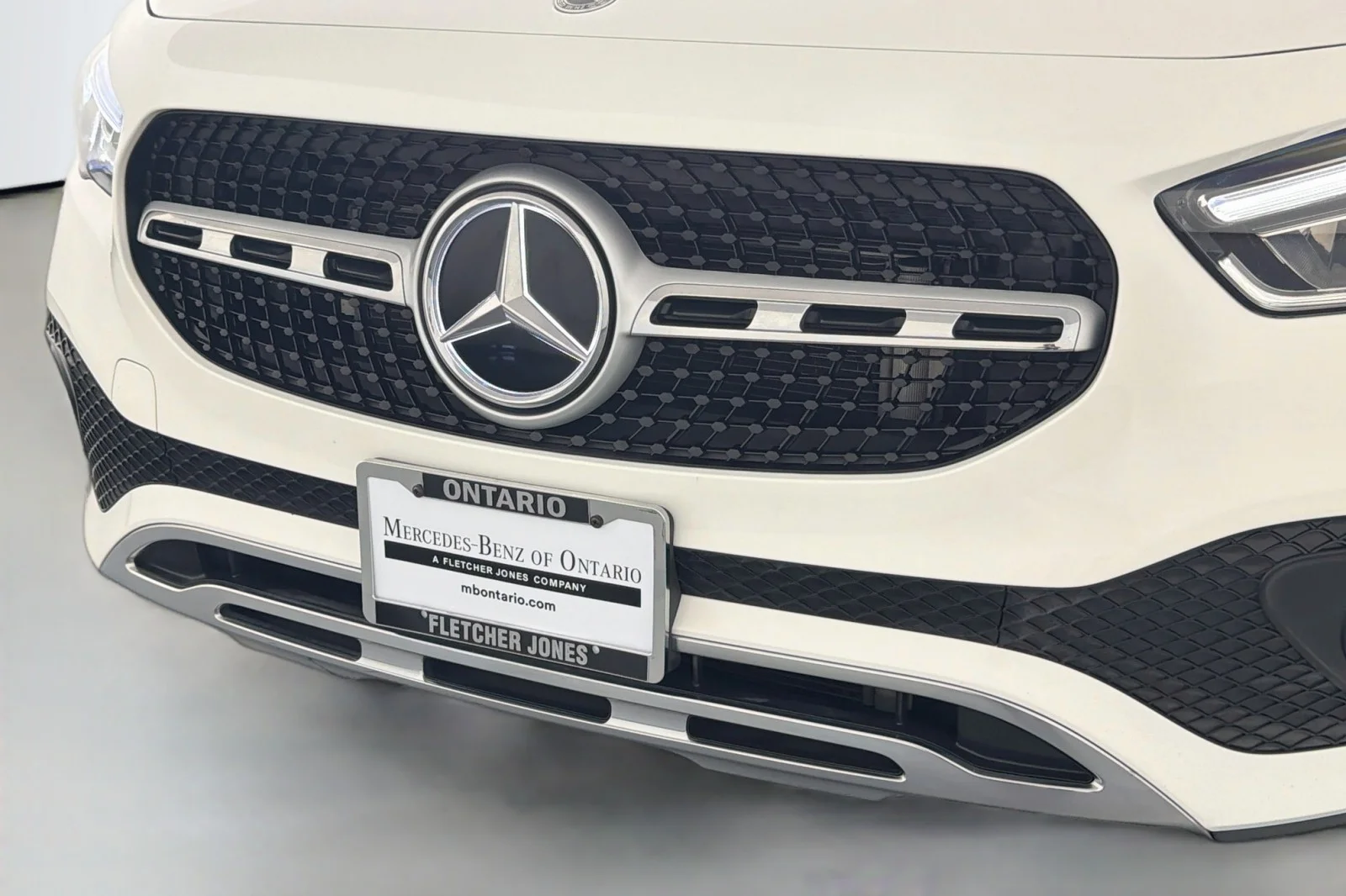 Certified Used 2023 Polar White Mercedes-Benz 250 image 13