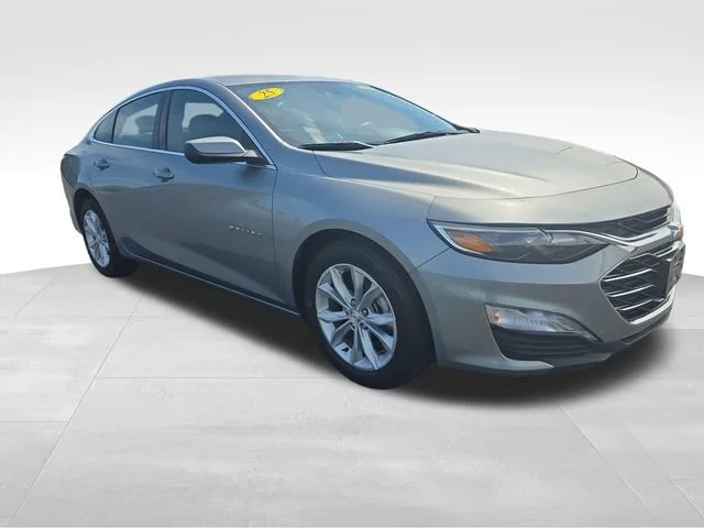 Used 2025 Sterling Gray Metallic Chevrolet 1LT image 8