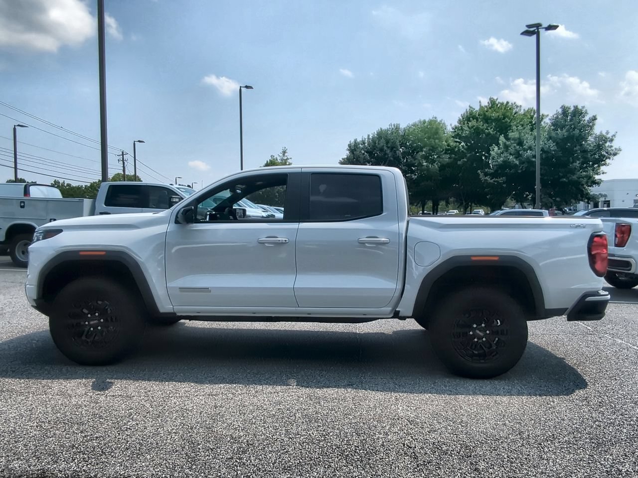 New 2026 Summit White GMC Elevation image 5