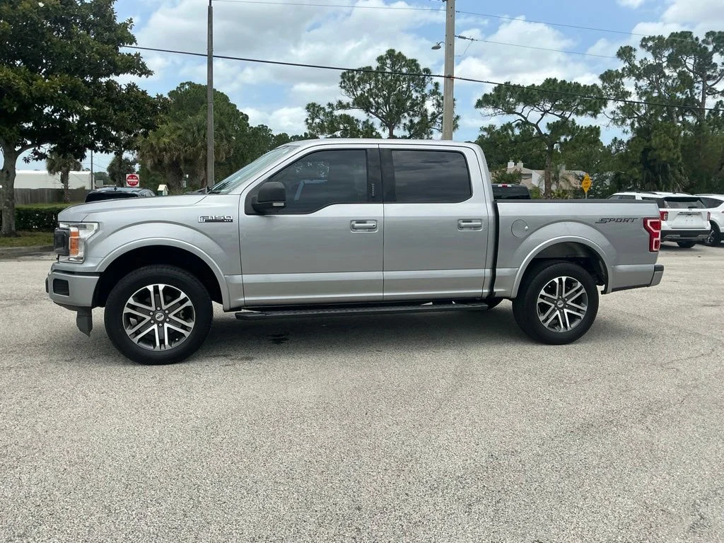 Used 2020 Silver Ford XLT image 4