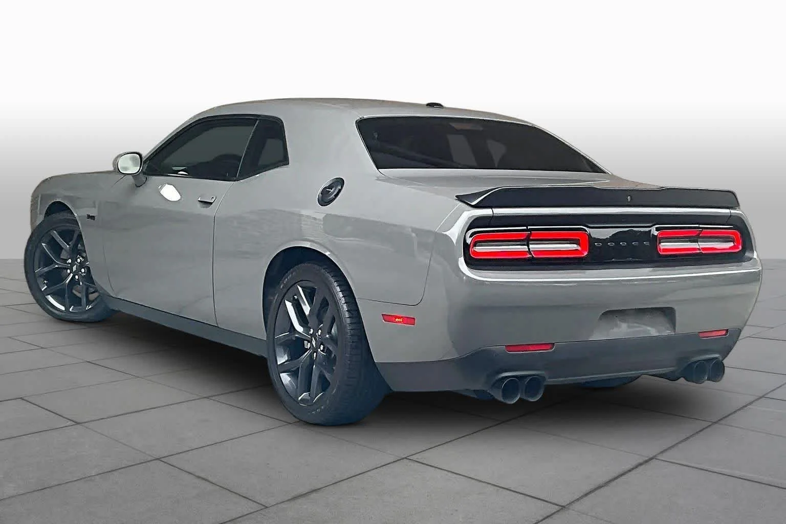 Used 2023 Destroyer Gray Clearcoat Dodge R/T image 20