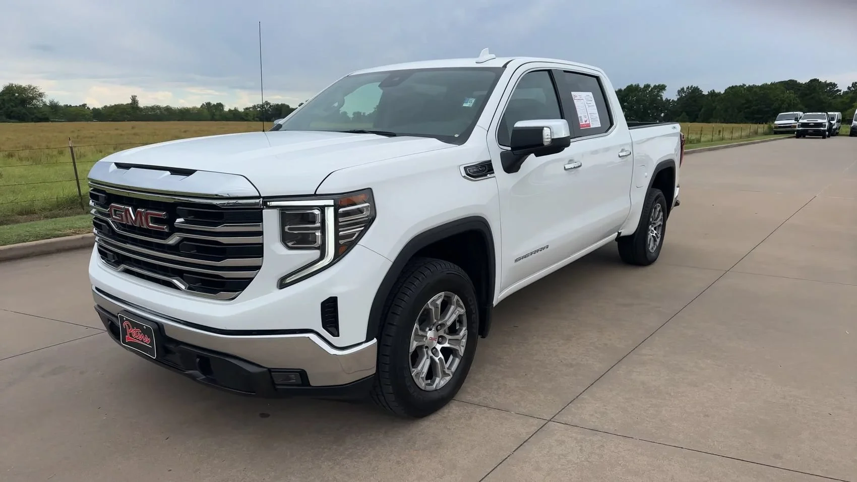 Used 2024 Summit White GMC SLT image 4
