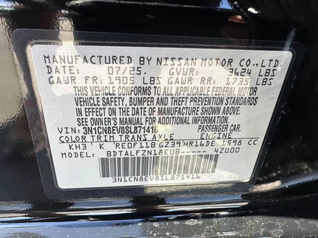 2025 Nissan Versa Sedan SV - Photo 11
