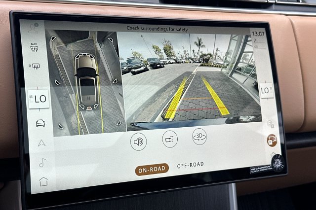 New 2027 Carpathian Grey Land Rover SE image 18