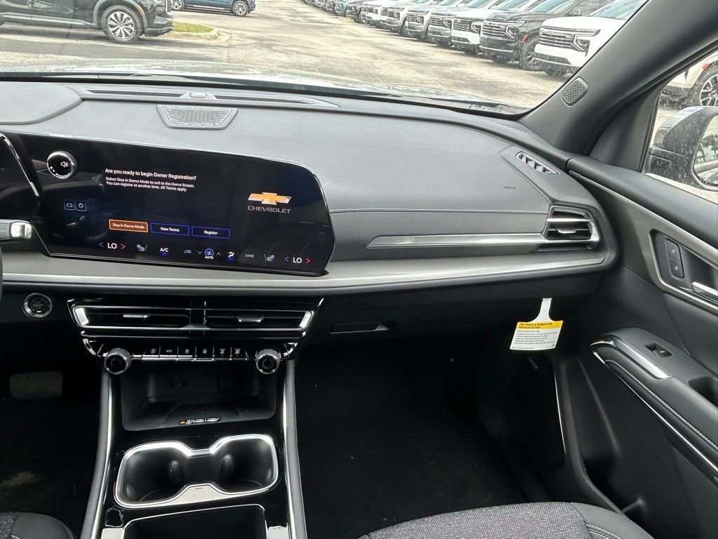 2026 Chevrolet Traverse LT - Photo 17