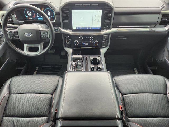 Used 2022 White Ford Lariat image 27