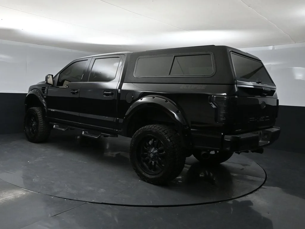 Used 2020 Black Ford XLT image 4