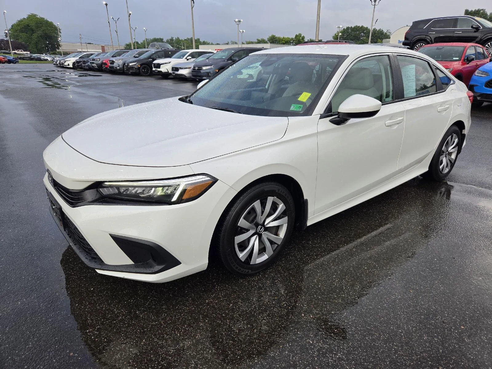 Used 2023 Platinum White Pearl Honda LX image 3