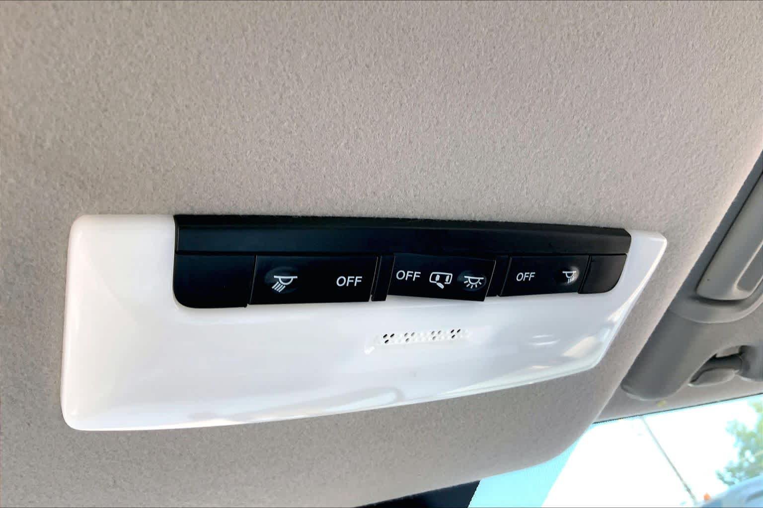 Used 2025 Brilliant Silver Metallic Nissan SV image 32