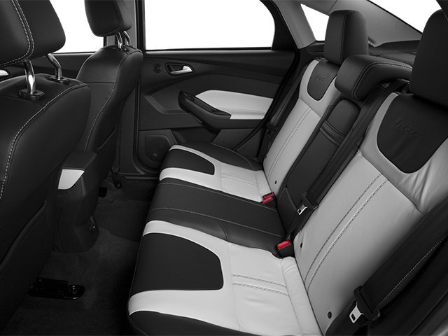 Used 2014 Ingot Silver Metallic Ford SE image 14