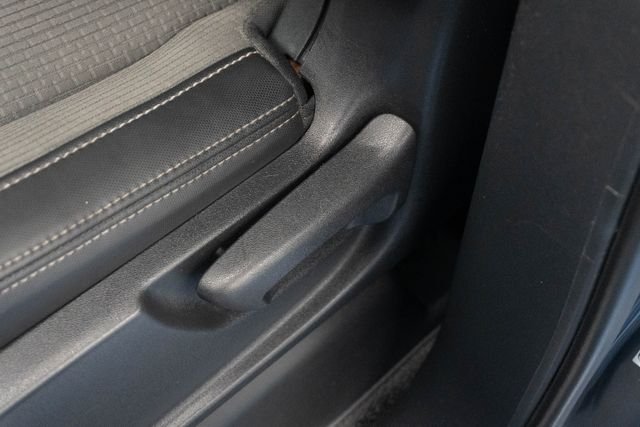 Used 2021 Gray Nissan S image 5