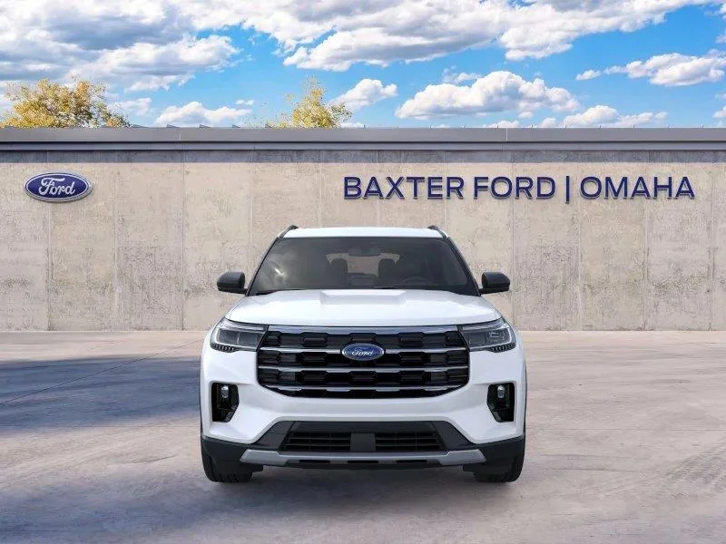 New 2026 Star White Metallic Tri-Coat Ford Active image 34