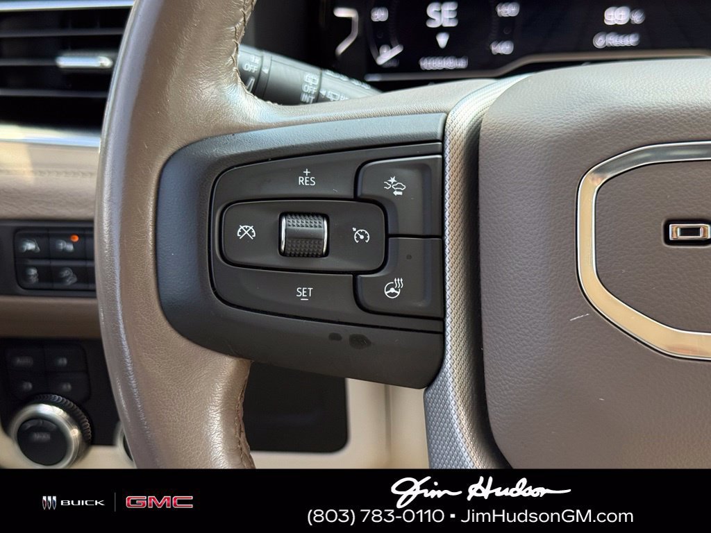 Used 2023 WHITE FROST TRICOAT GMC Denali image 31