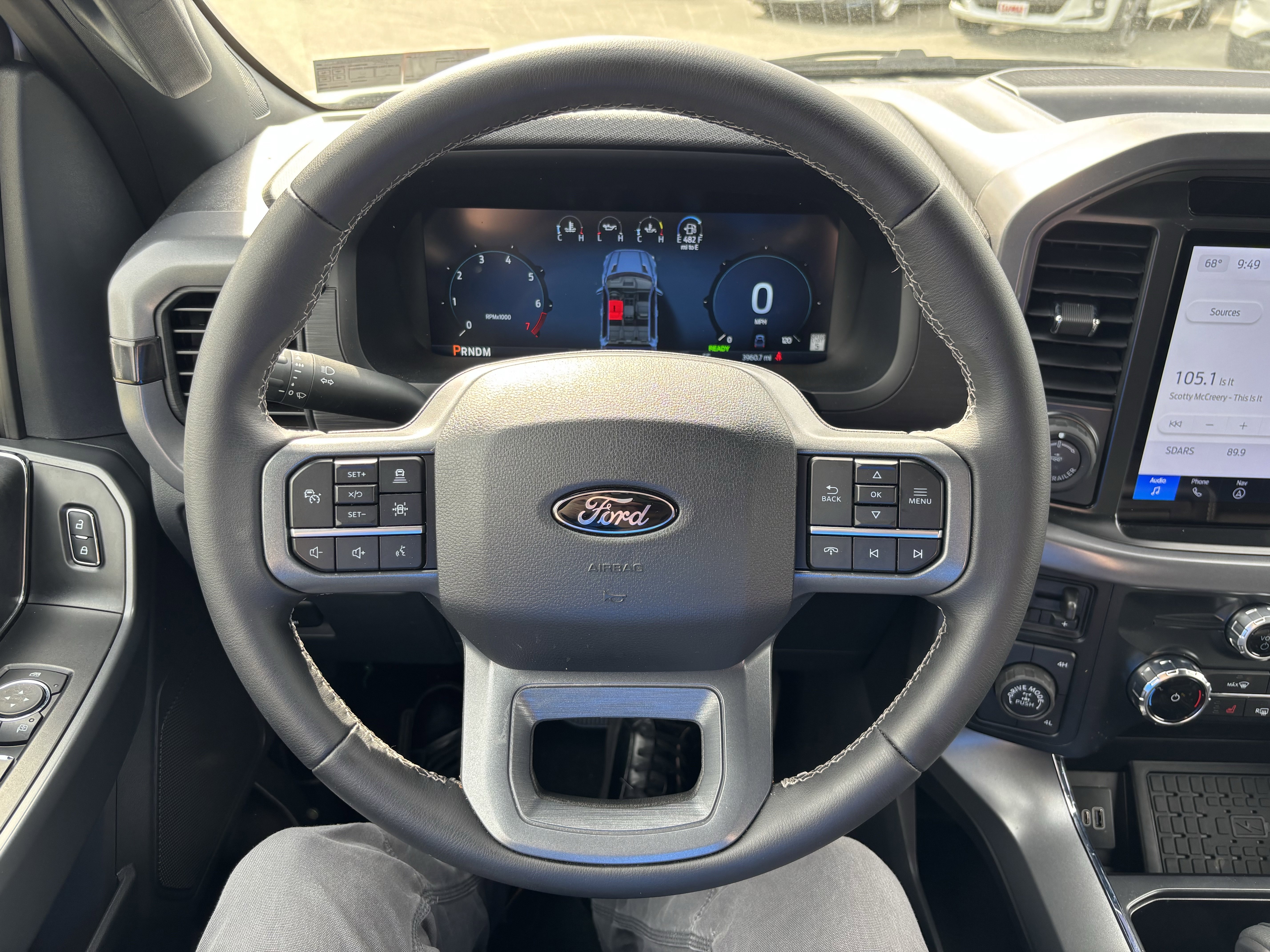 2025 Ford F-150 XLT - Photo 14