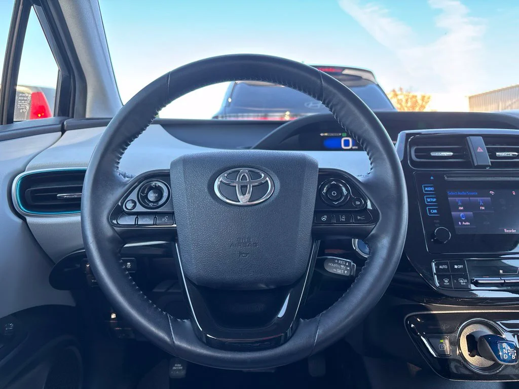 Used 2019 Black Toyota XLE AWD-e image 21