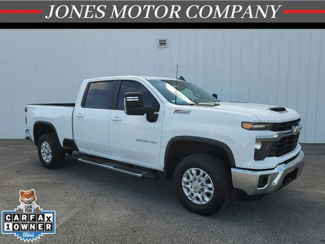 Used 2024 White Chevrolet LT image 1
