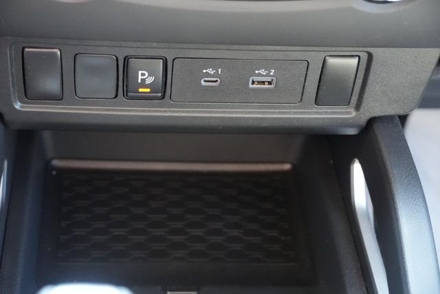 Used 2025 Gray Nissan SV image 32