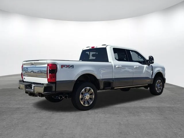 New 2026 Star White Metallic Tri-Coat Ford F-250® King Ranch® image 25