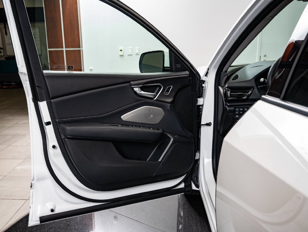 Used 2026 Platinum White Acura Advance Package image 26